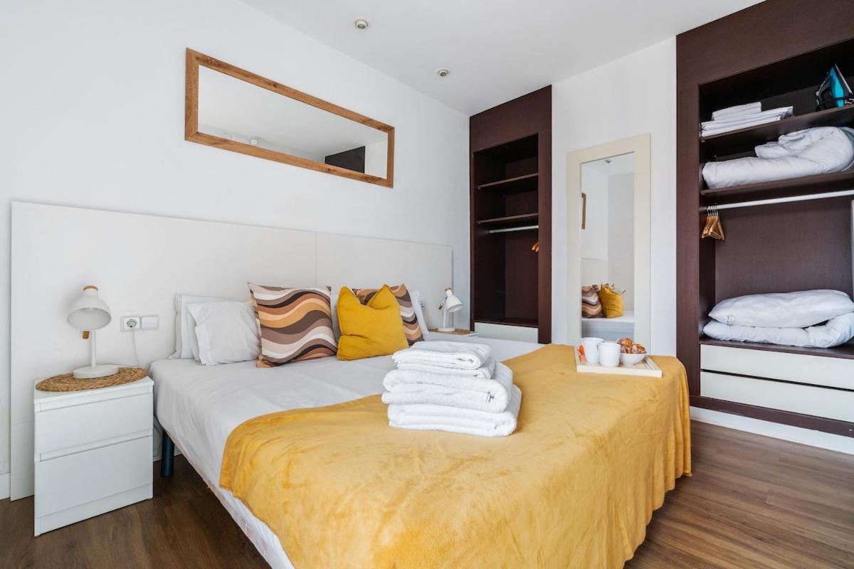 Lodging Apartments Liceu G1 Barcelona Zewnętrze zdjęcie